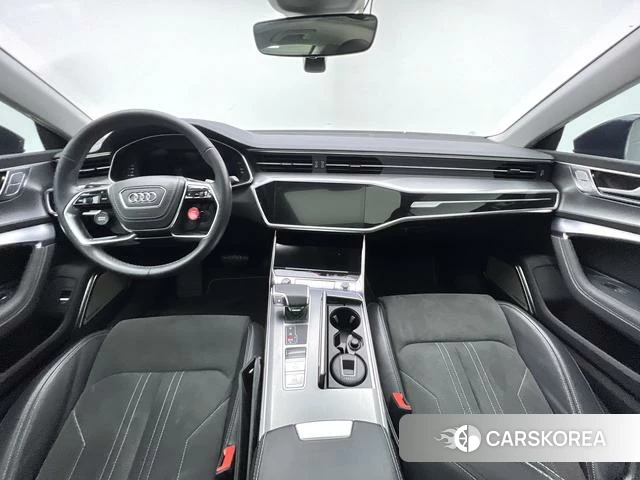 Audi A7L id 4263933 из Китая 18