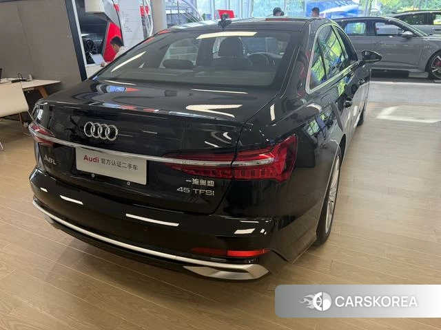 Audi A6L id 4335672 из Китая 8