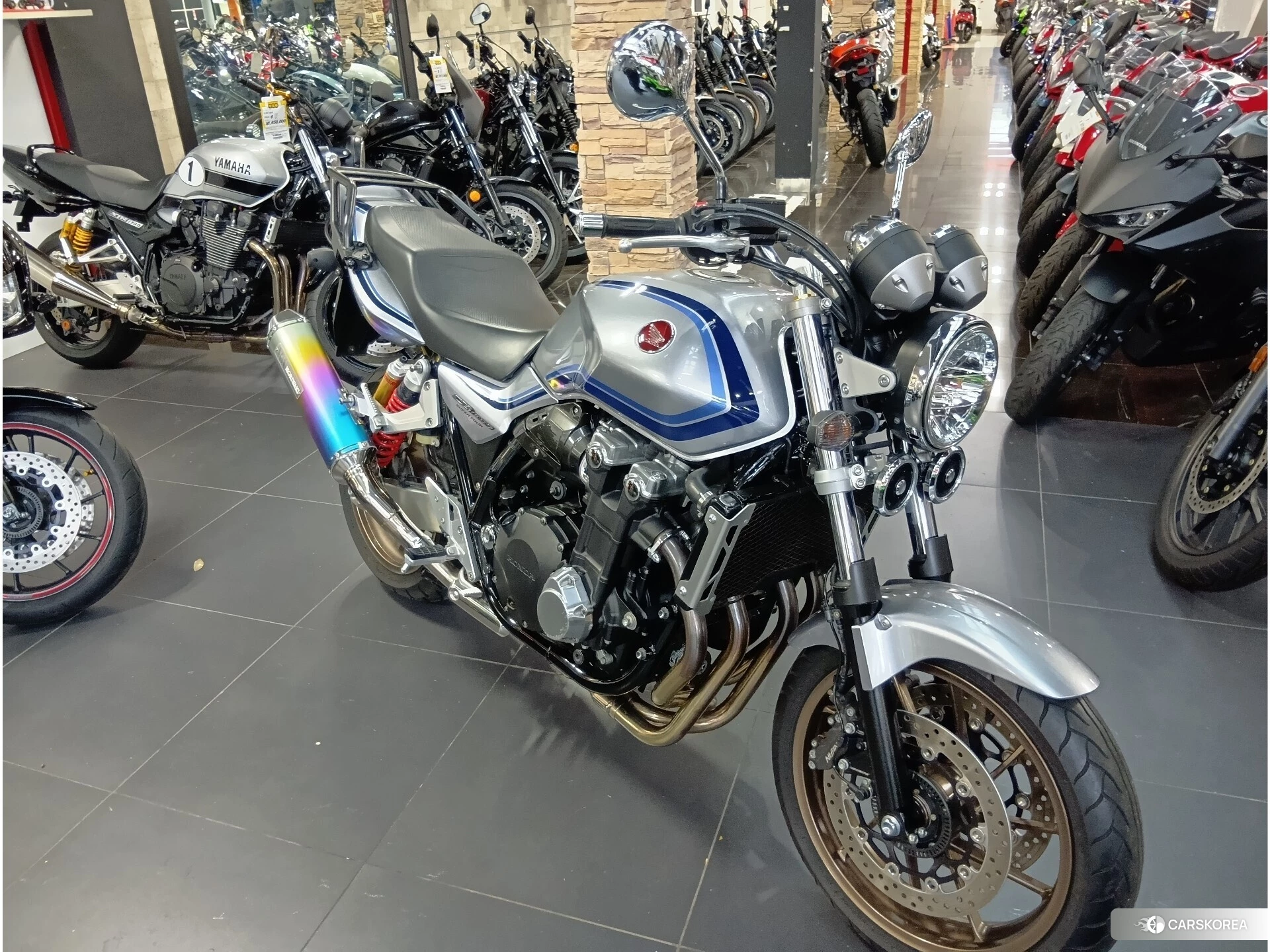 Honda CB1300SF id 4374200 из Японии 9