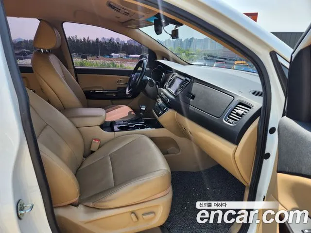 Kia The New Carnival id 2706585 из Кореи 16