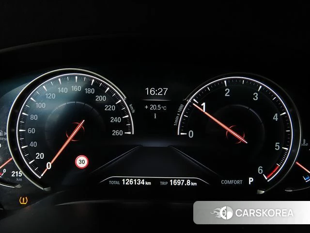 BMW 5 Series (G30) id 4459671 из Кореи 18