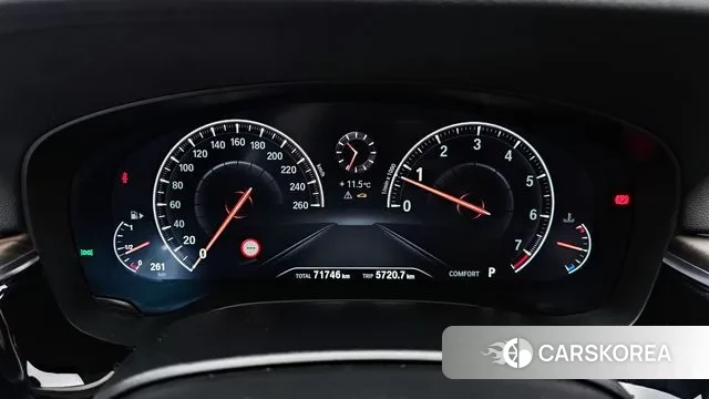 BMW 5 Series (G30) id 3778756 из Кореи 18