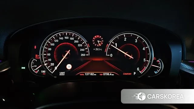 BMW 5 Series (G30) id 3039423 из Кореи 18