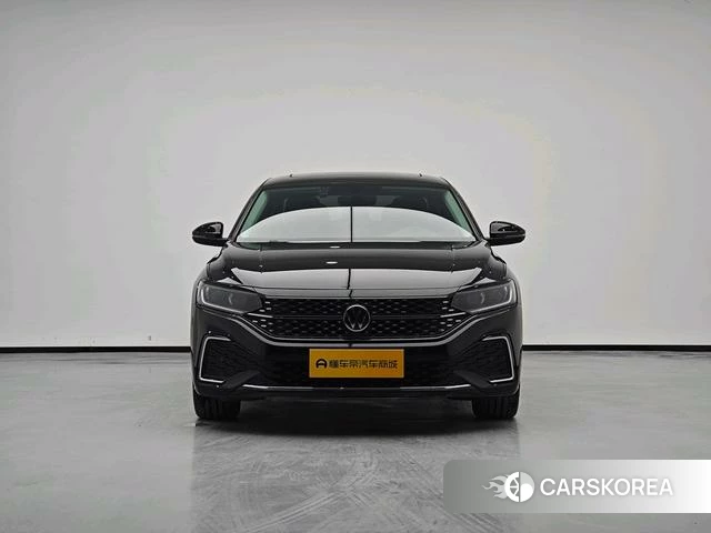 Volkswagen Passat id 3919467 из Китая 18