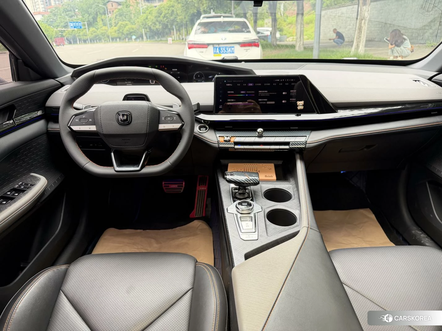 Chang'an UNI-V id 4513623 из Китая 8
