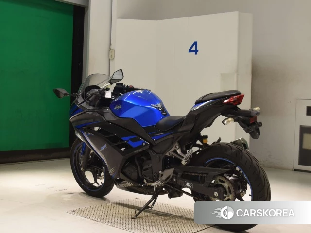 Kawasaki NINJA 250 id 4320245 из Японии 8