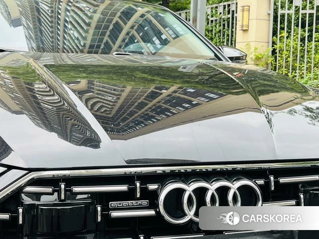 Audi A7L id 4328759 из Китая 17