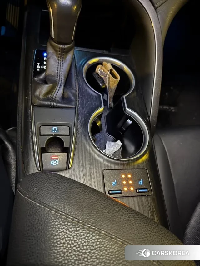 Toyota Camry (XV70) id 3620847 из Кореи 8