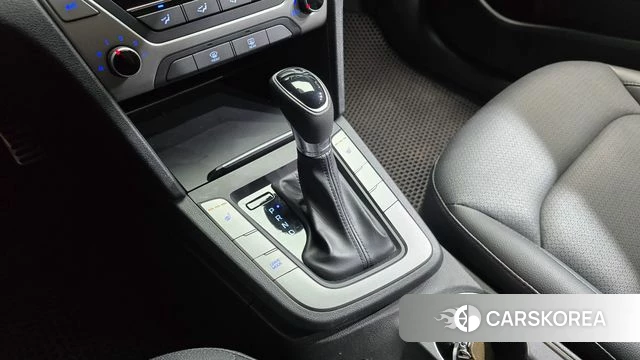 Hyundai Avante AD id 4605454 из Кореи 28