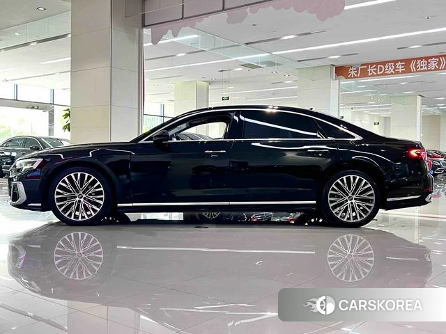 Audi A8 id 4272655 из Китая 8