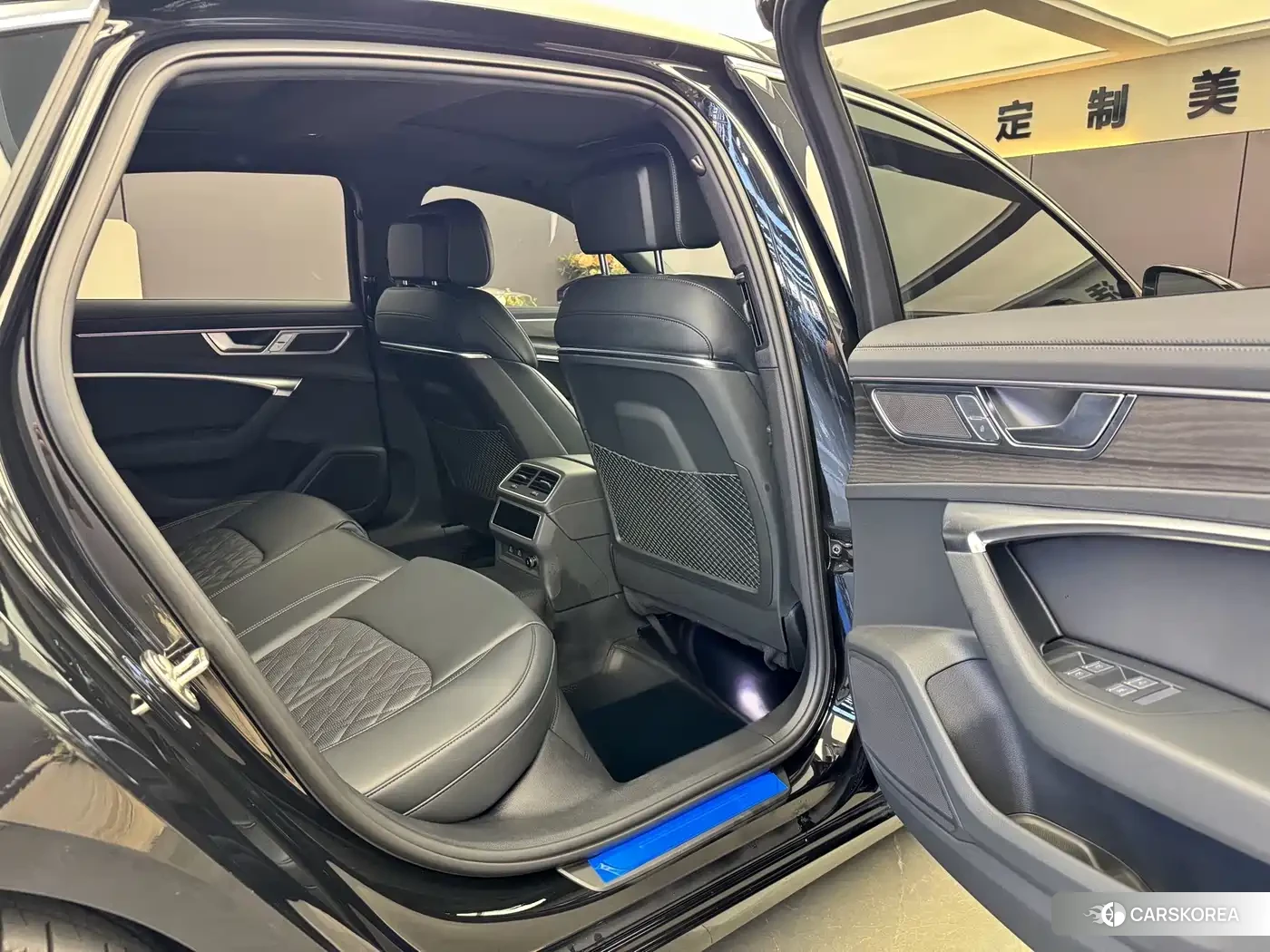 Audi A6L id 4565260 из Китая 12