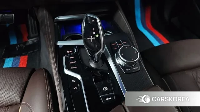 BMW 5 Series (G30) id 3016325 из Кореи 18