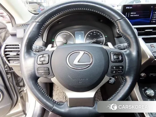 Lexus NX300h id 3622241 из Кореи 18