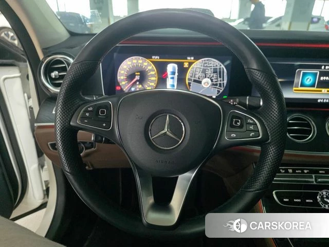 Mercedes-Benz E-Class W213 id 4188594 из Кореи 18