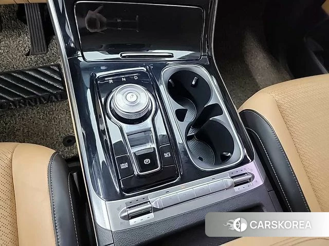 Kia Carnival 4th generation id 4293893 из Кореи 16