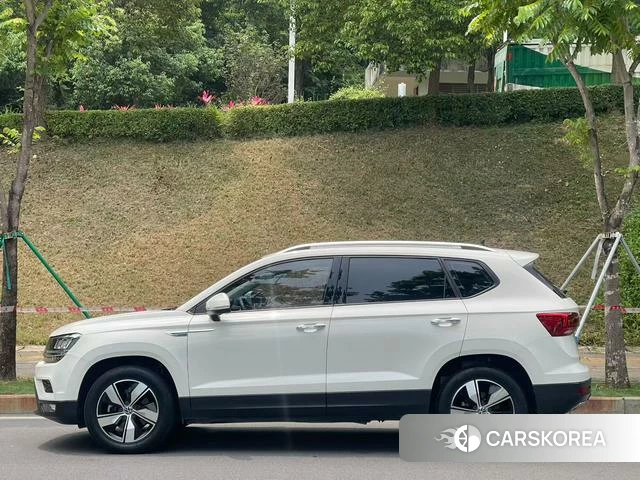 Volkswagen Tuyue id 4221885 из Китая 8