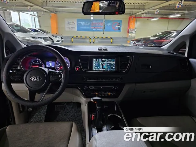 Kia The New Carnival id 2707051 из Кореи 18