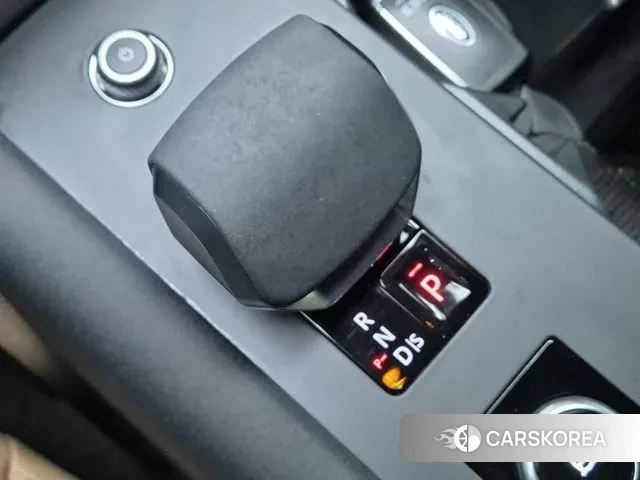 Land Rover Discovery 5 id 2998307 из Кореи 18