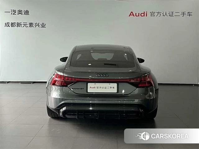 Audi e-tron GT id 4262060 из Китая 15
