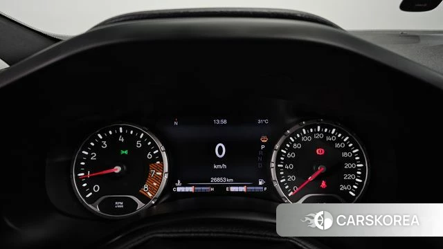 Jeep Renegade id 4593237 из Кореи 18