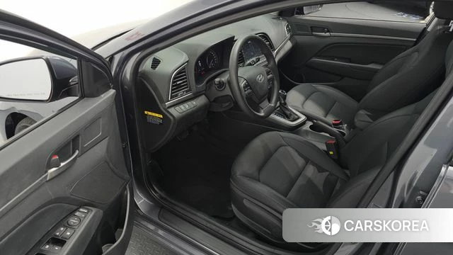 Hyundai Avante AD id 3829361 из Кореи 18