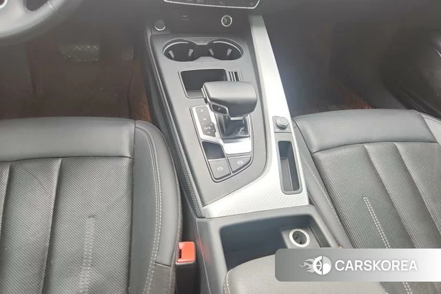 Audi A4L id 4336154 из Китая 15
