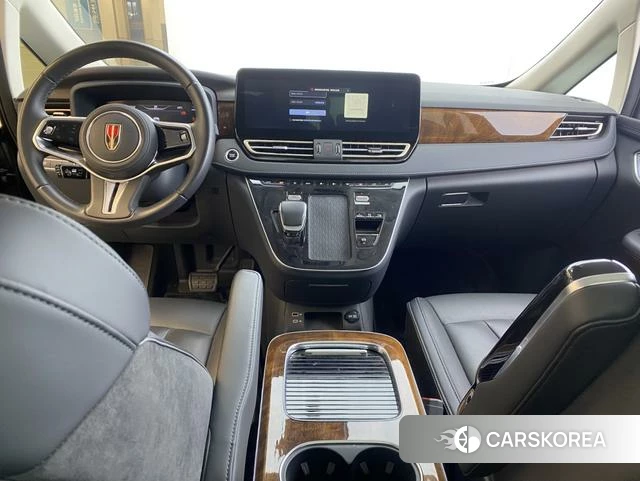 Red flag HQ9 PHEV id 4242555 из Китая 15