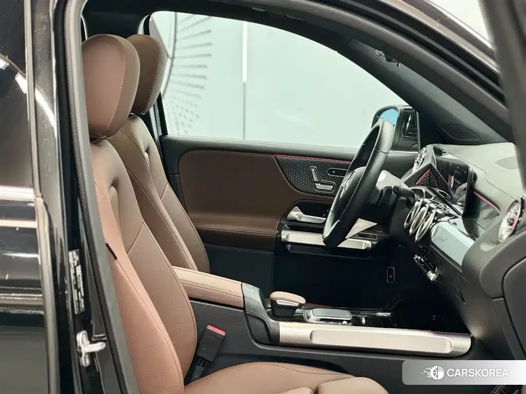Mercedes-Benz GLB id 4655092 из Китая 10