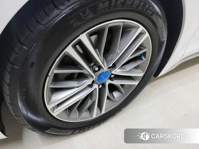 Hyundai Grandeur IG id 4397902 из Кореи 17