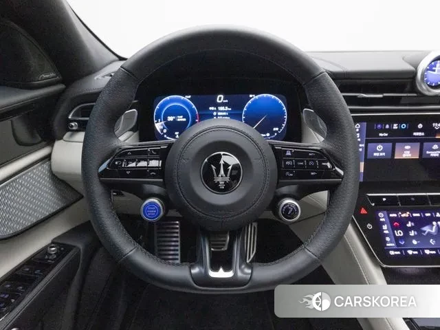 Maserati Grecale id 2988663 из Кореи 16