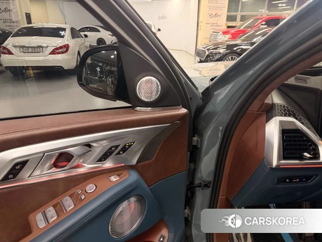 BMW XM (G09) id 4201212 из Кореи 14
