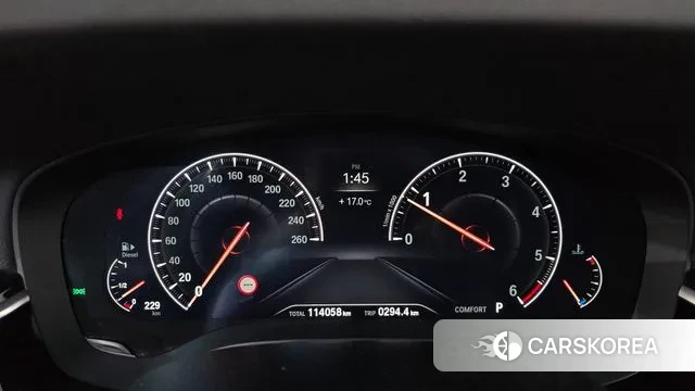 BMW 5 Series (G30) id 3402793 из Кореи 18