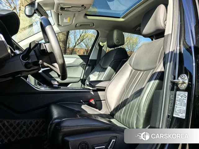 Audi A6L id 4275773 из Китая 16