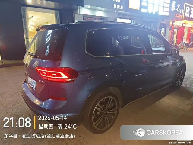 Volkswagen Touran L id 4328821 из Китая 10