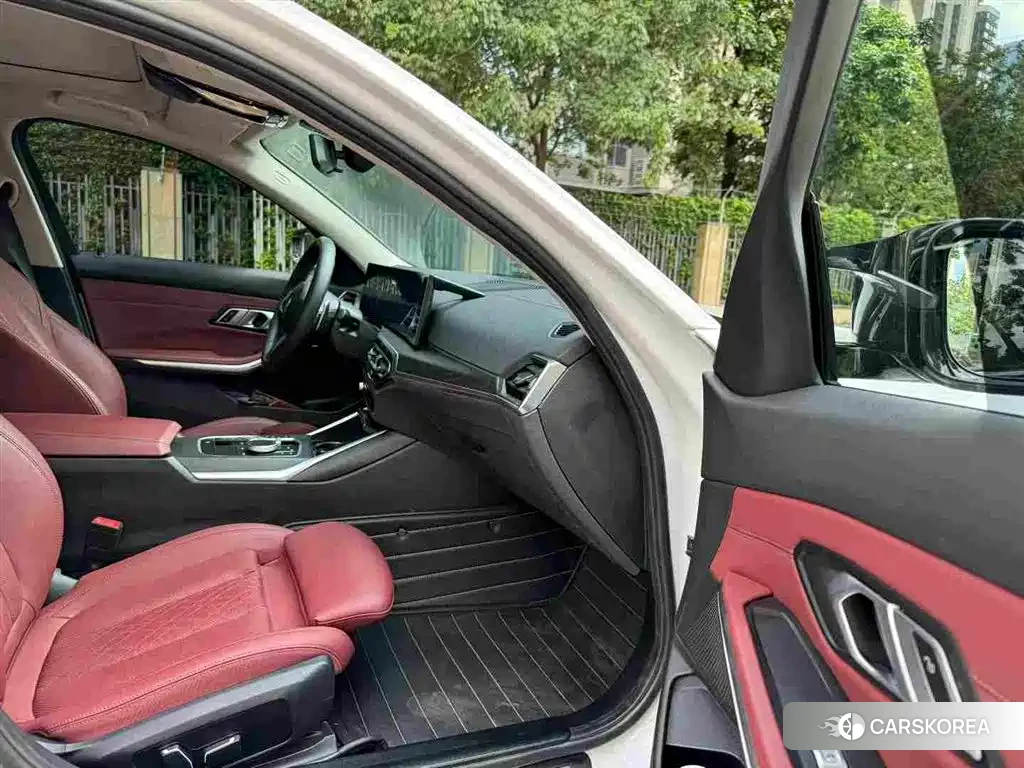BMW 3 series id 4686193 из Китая 8