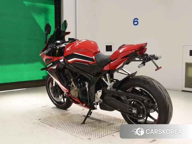 Honda CBR650R id 4392904 из Японии 9