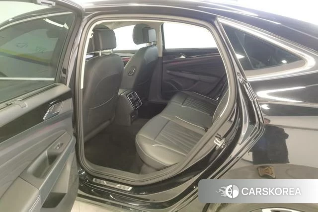 Volkswagen Passat id 4182718 из Китая 15