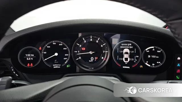 Porsche 911(992) id 3596335 из Кореи 18