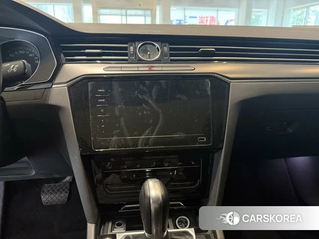 Volkswagen Magotan id 4342289 из Китая 14