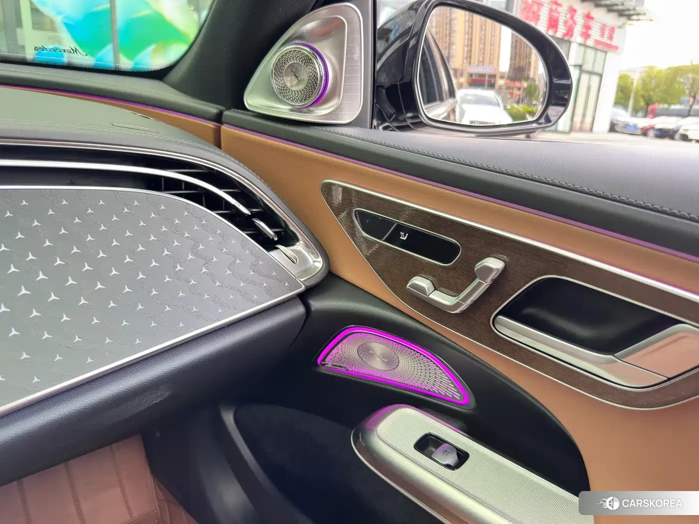 Mercedes-Benz E-Class id 4546705 из Китая 32