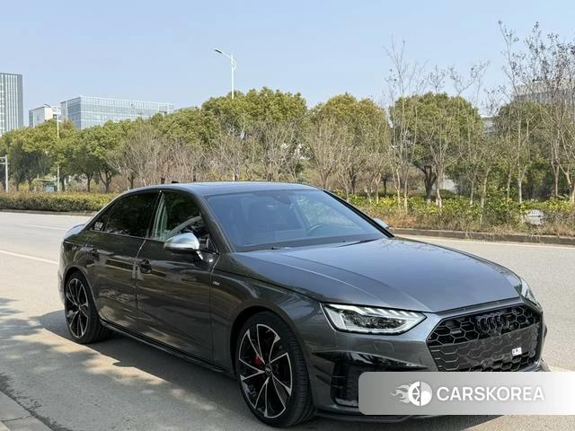 Audi A4L id 4209941 из Китая 14
