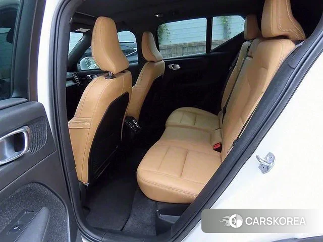 Volvo XC40 id 3044591 из Кореи 18