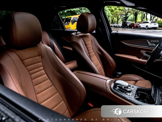 Mercedes-Benz E-class id 4240802 из Китая 8