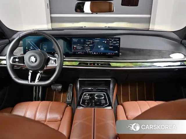 BMW 7 Series (G70) id 3599888 из Кореи 18