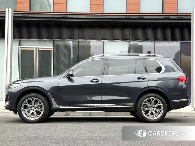 BMW X7 id 4254688 из Китая 12