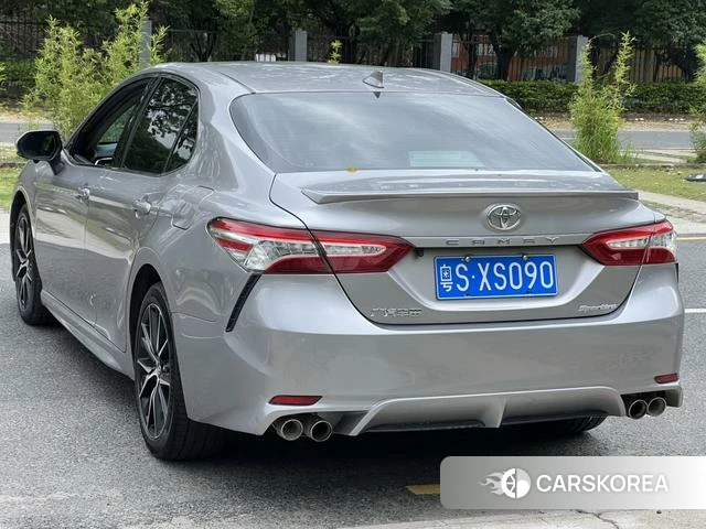 Toyota Camry id 4300098 из Китая 8