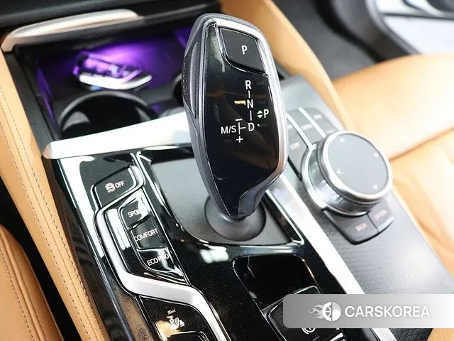 BMW 5 Series (G30) id 3026843 из Кореи 9