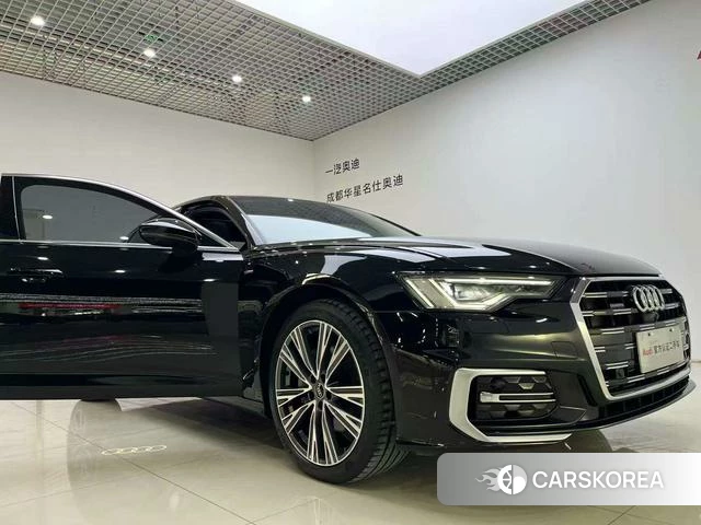 Audi A6L id 4228525 из Китая 14