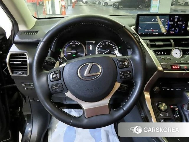 Lexus NX300h id 4578031 из Кореи 18