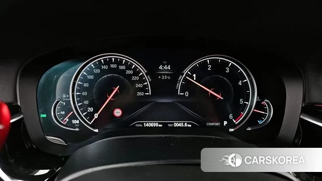 BMW 5 Series (G30) id 3709348 из Кореи 18